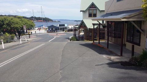 Olivia's Suite - Tourism Adelaide 1