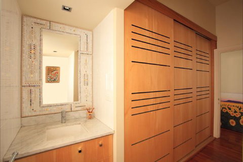 Queens Park Beach House - Tourism Adelaide 7