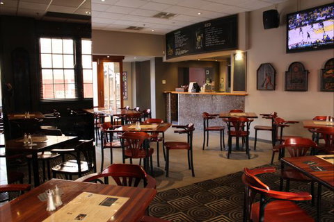 Royal Hotel Ryde - Tourism Adelaide 1