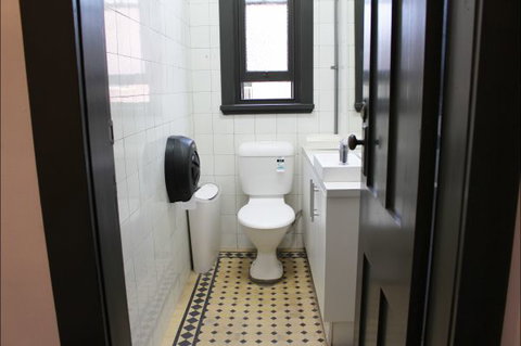 Royal Hotel Ryde - Tourism Adelaide 8