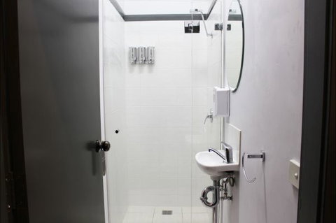 Royal Hotel Ryde - Tourism Adelaide 9