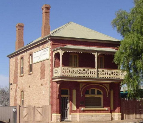 Savings Bank Of South Australia - Old Quorn Branch - Tourism Adelaide 0