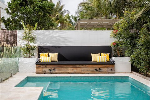 Tamarama Beach House - Tourism Adelaide 0