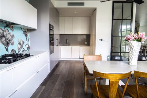 Tamarama Beach House - Tourism Adelaide 9
