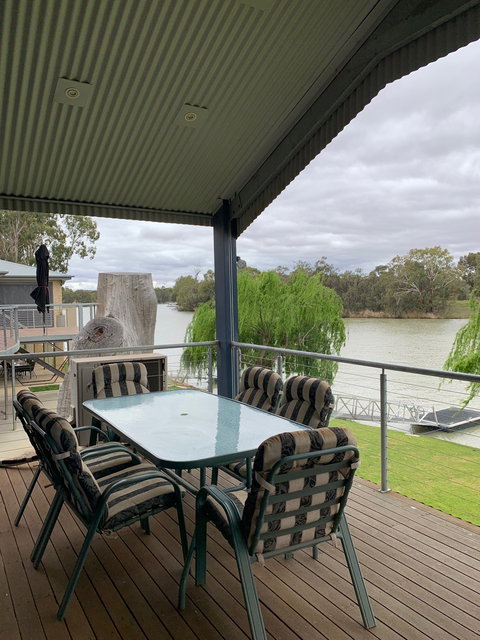 21 Old Murbko Road Morgan - River Shack Rentals - Tourism Adelaide 0