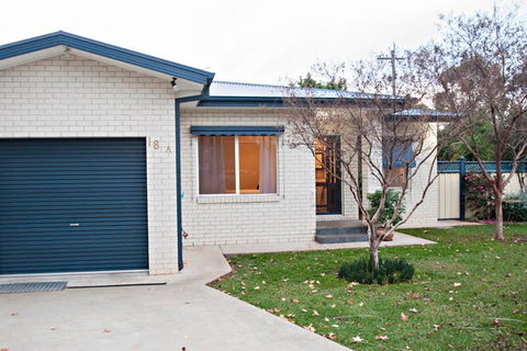 Rosies Cottage - Tourism Adelaide 1
