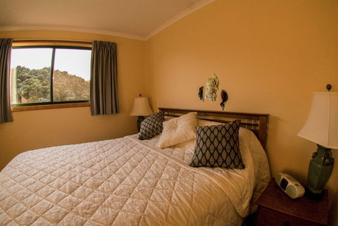 Burilda Waters - Tourism Adelaide 1