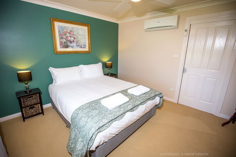 Dell-Lee Cottage - Tourism Adelaide 1