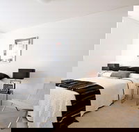 Executive Furnished Apartment Crows Nest - Tourism Adelaide