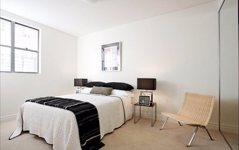Executive Furnished Apartment Crows Nest - Tourism Adelaide 0