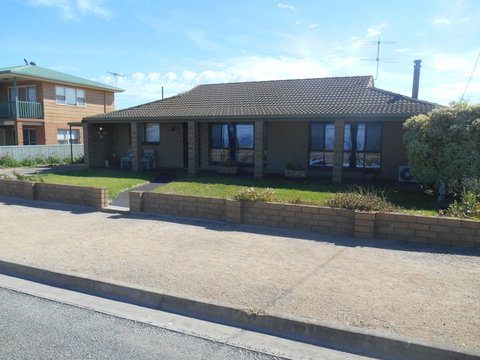 Family Ties - Tourism Adelaide 1