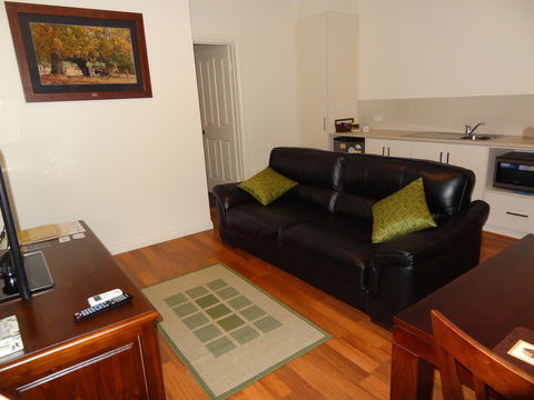 Hahndorf Oak Tree Cottages - Tourism Adelaide 2