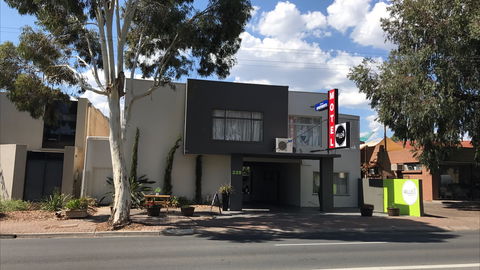 Hello Adelaide Motel Apartments - Frewville - Tourism Adelaide 0