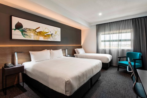 Mercure Sunshine Coast Kawana Waters - Tourism Adelaide 4