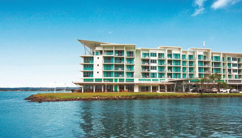 Ramada Hotel And Suites Ballina Byron - Tourism Adelaide 2