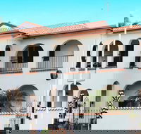 The Med Crescent Head - Tourism Adelaide