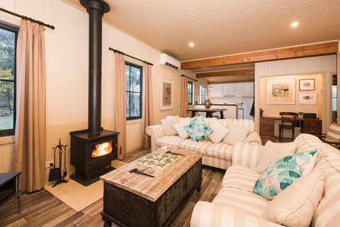 The Guesthouse: Hill End - Tourism Adelaide 4