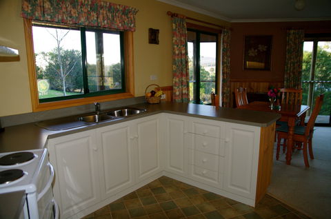 Viewenmore Villa Bed & Breakfast - Tourism Adelaide 2