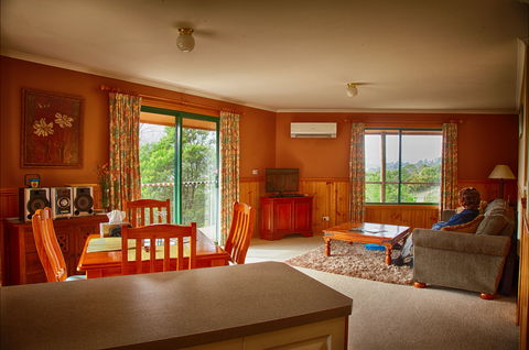 Viewenmore Villa Bed & Breakfast - Tourism Adelaide 3