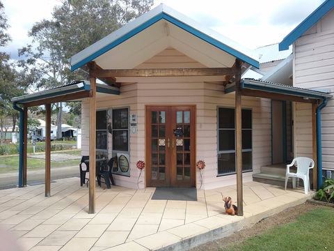 Wine Country Tourist Park - Tourism Adelaide 9