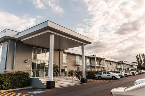 Abode Narrabundah - Tourism Adelaide 4