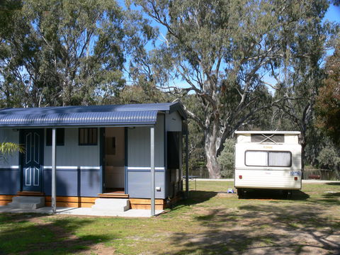 Deniliquin Riverside Caravan Park - Tourism Adelaide 5
