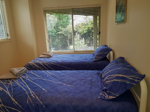 Ellie's Hide-Away At Malua Bay - Tourism Adelaide 7