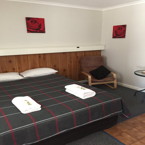 Glenrowan Kelly Country Motel - Tourism Adelaide 2