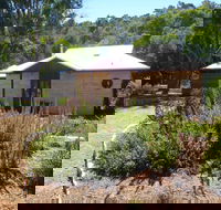 Jalbrook  Estate-  CottagesAlpacasGallery  Function Centre - Tourism Adelaide