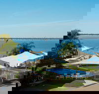 Lake Edge Resort - Tourism Adelaide