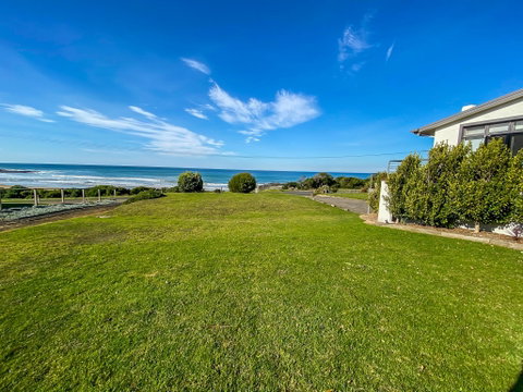 Mavi Beach House - Tourism Adelaide 4