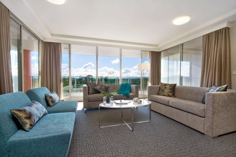 Pacific Suites Canberra - Tourism Adelaide 2