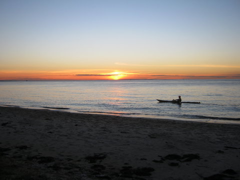 Barefoot Beach Stays - Tourism Adelaide 0