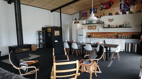 Bed In A Shed Tasmania - Tourism Adelaide 0