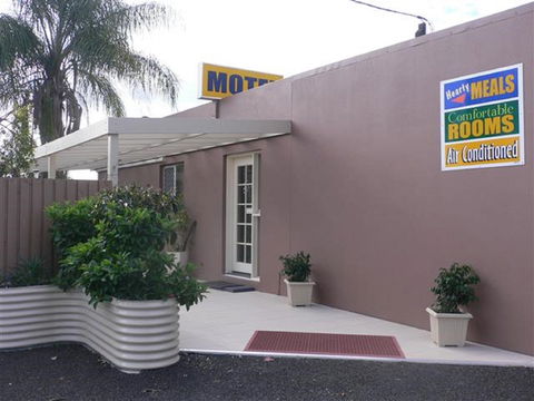 Chinchilla Motel - Tourism Adelaide 0