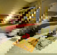 Gisborne Peak Winery  Cottages - Tourism Adelaide