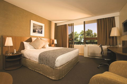 Hotel Urban St Leonards - Tourism Adelaide 1