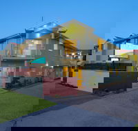 Martys at Little Beach - Tourism Adelaide