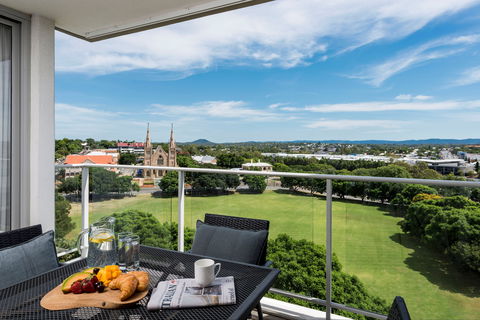 Oaks Ipswich Aspire Suites - Tourism Adelaide 2