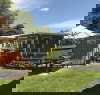 The Cottage at Kirbys Beach Berrara - Tourism Adelaide