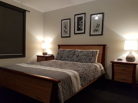 Wudinna Farm View - Tourism Adelaide 1