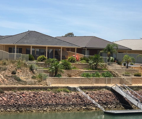Avventura - Tourism Adelaide 0