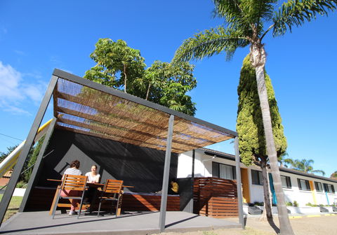 Batemans Bay Hotel - Tourism Adelaide 1