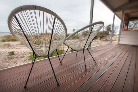 Coorong Aurora - Breathtaking Waterfront Escape - Tourism Adelaide 2