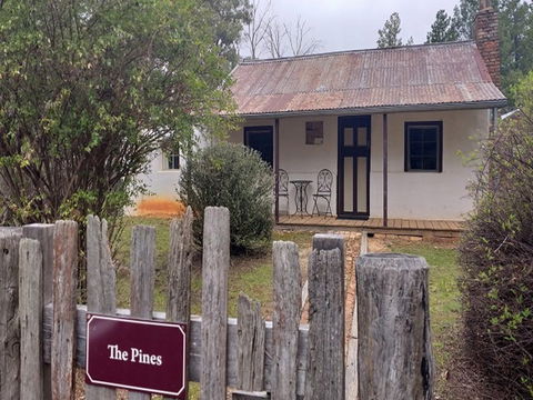 Hill End Pines Cottage - Tourism Adelaide 0
