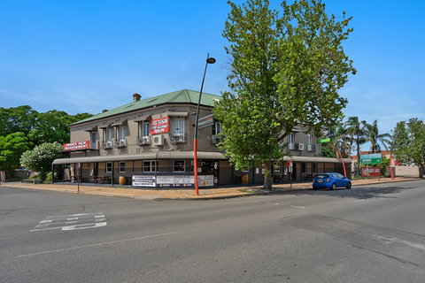 Imperial Hotel - Tourism Adelaide 0