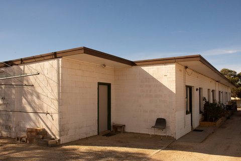 Kimba Units - Apartment 5 - Tourism Adelaide 1