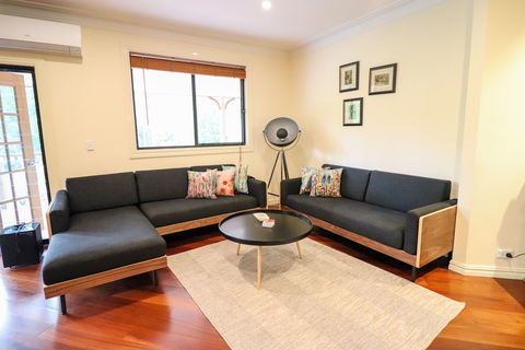 Lumeah House - Tourism Adelaide 1