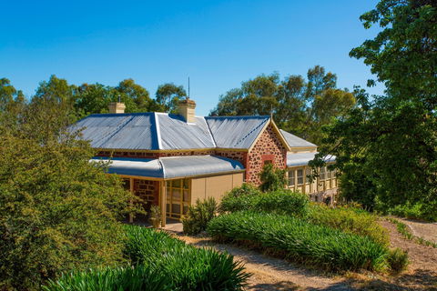 Red Gum Retreat - Tourism Adelaide 0