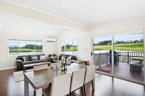 The Lakehouse At 201 - Tourism Adelaide 2